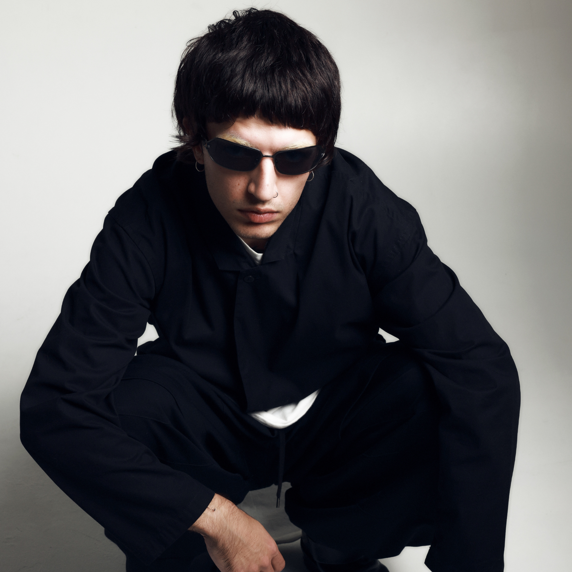 Aviator Sunglasses: From Pilots to Icons